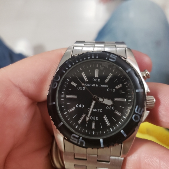Kendall & James mens quartz watch - Picture 7 of 10